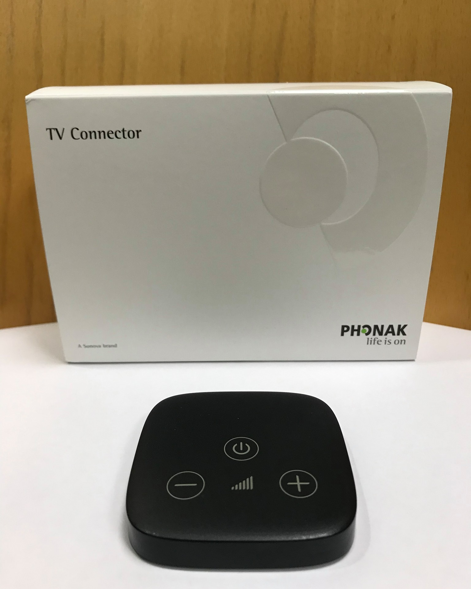 Zoom sur le TV CONNECTOR de PHONAK
 Facile à confi…