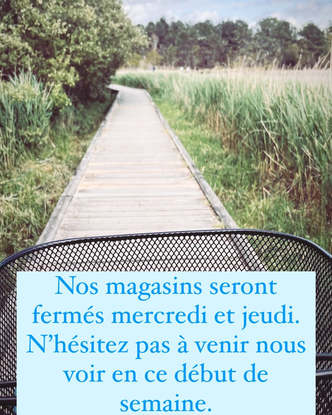 Mercredi et jeudi sont fériés.
 N’hésitez pas à an…
